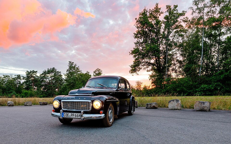 История автомобилей Volvo / Вольво