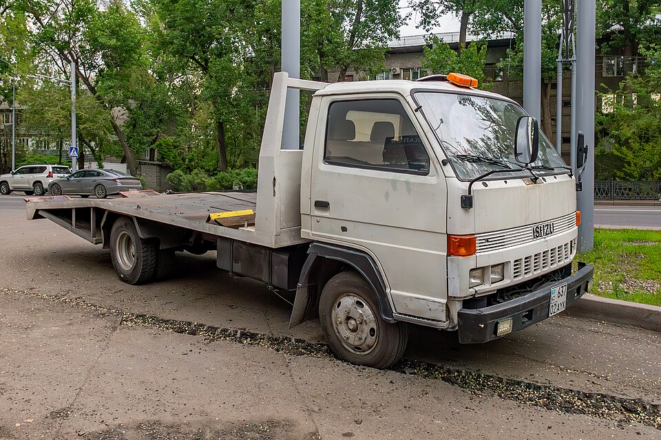 История грузовых автомобилей Isuzu / Исудзу